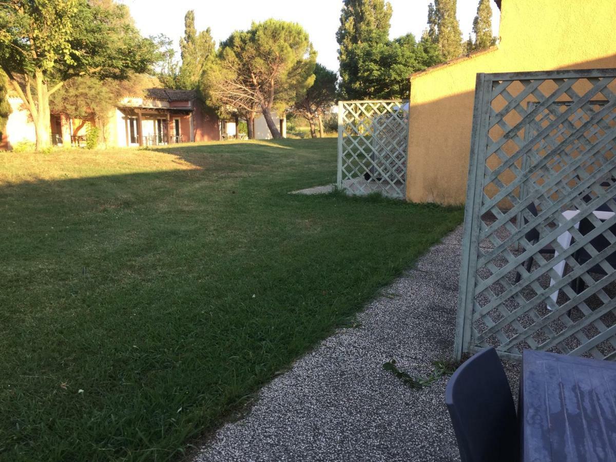 Appartement Village 7 En Residence De Vacances En Camargue 아흘르 외부 사진